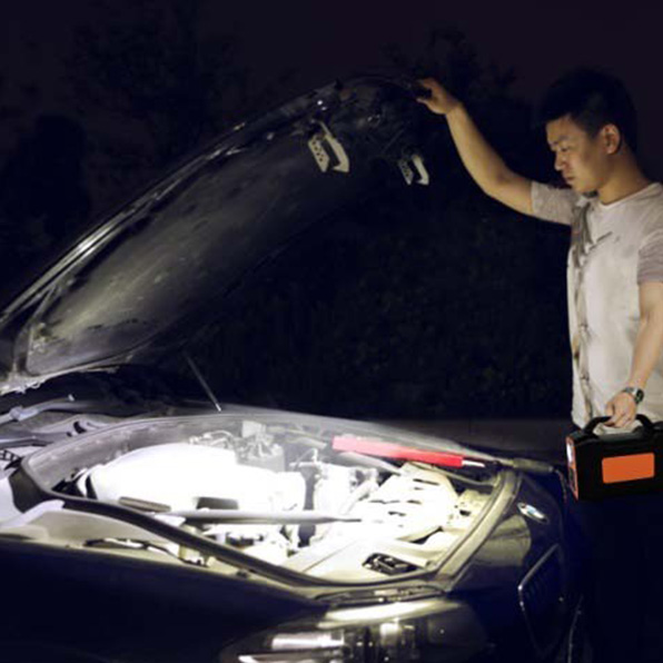 비상 충전을 위한 130W 안전 태양열 발전기